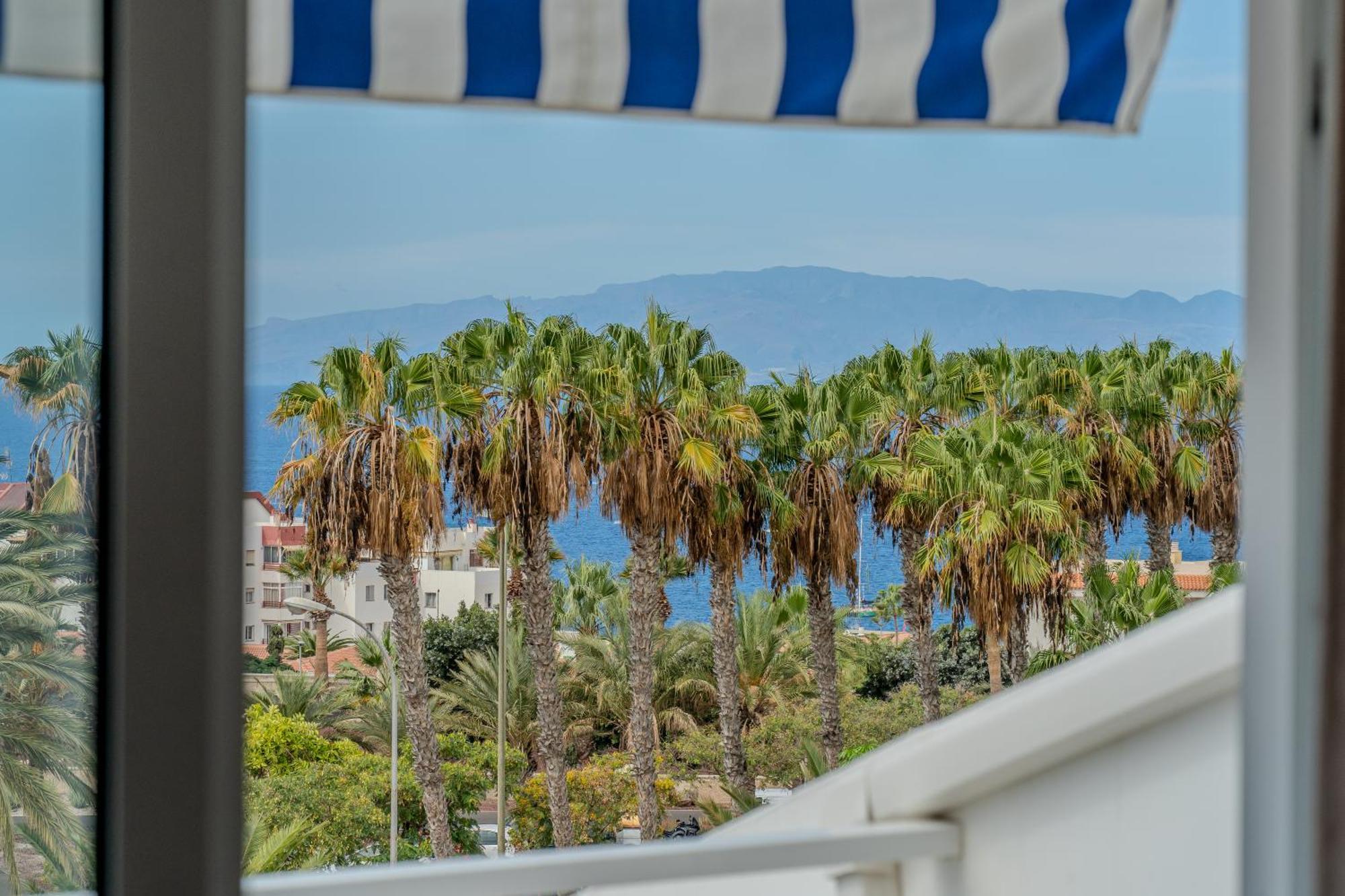 Appartamento Malibu Park With Ocean Views & Heated Pool Costa Adeje (Tenerife)